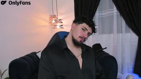 Maximo online show from March 9, 2025, 1:46 am