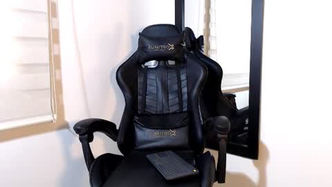 Snapshot of maximo_sebastian chatting on June 22, 2026, 4:26 pm Maximo Sebastian online show from June 22, 2026, 4:26 pm