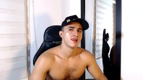 Snapshot of maximo_sebastian chatting on June 25, 2026, 8:57 pm Maximo Sebastian online show from June 25, 2026, 8:57 pm