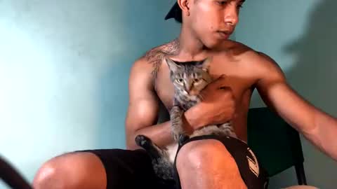 Maximo Aron Vega online show from January 24, 2025, 6:03 am