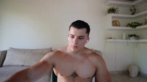 Sebastian online show from April 4, 2026, 10:07 pm