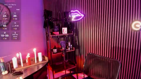 MAXIMO online show from April 19, 2026, 1:49 am