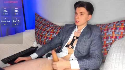 Max online show from February 22, 2025, 10:31 pm