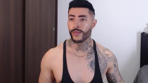 Independent Model online show from December 18, 2024, 4:42 am