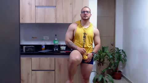 maximus online show from February 5, 2026, 1:43 am