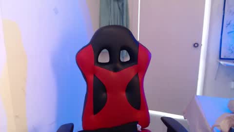 maxinesex_ online show from January 16, 2026, 2:10 pm