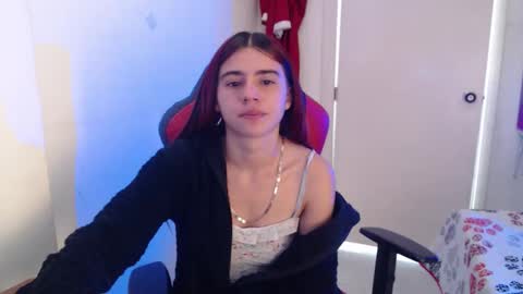 maxinesex_ online show from April 24, 2026, 1:46 pm