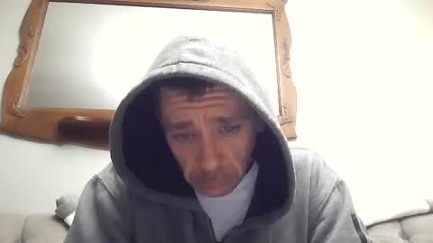 maxjr8008 online show from December 5, 2024, 1:58 am