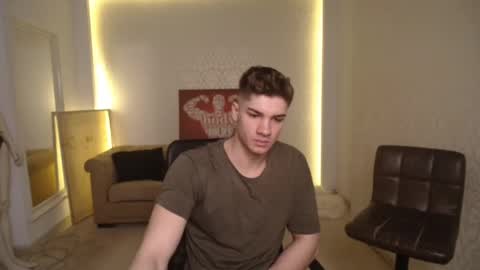 MaxKaiden online show from March 9, 2025, 5:22 am