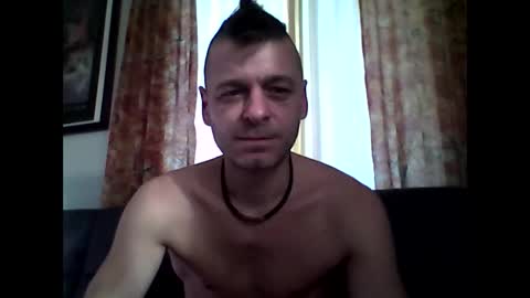MaxTheWolf online show from October 24, 2025, 8:05 pm