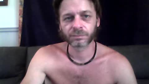 Snapshot of maxthewolf chatting on July 21, 2026, 7:38 pm MaxTheWolf online show from July 21, 2026, 7:38 pm