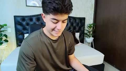 Maxxi online show from October 14, 2025, 3:18 am