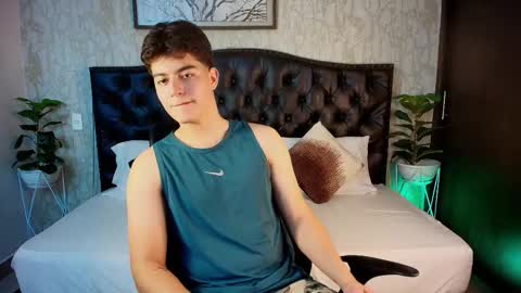 Maxxi online show from October 22, 2025, 4:57 am