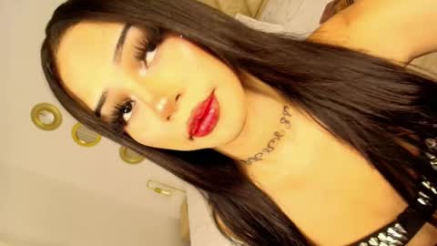 Snapshot of maxxine_vxx chatting on May 14, 2026, 9:43 pm Valentina online show from May 14, 2026, 9:43 pm