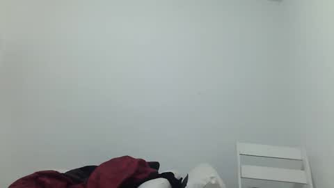 maxxou69hot online show from February 9, 2026, 5:11 am