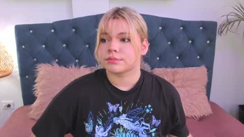 Snapshot of maxxxine_ chatting on January 12, 2025, 1:27 pm Maxine Minx online show from January 12, 2025, 1:27 pm