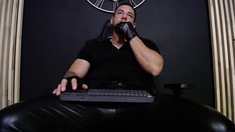 Snapshot of maxxxpowerful chatting on January 24, 2025, 2:49 am maxxxpowerful online show from January 24, 2025, 2:49 am