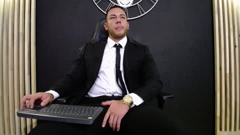 Snapshot of maxxxpowerful chatting on February 1, 2025, 1:02 am maxxxpowerful online show from February 1, 2025, 1:02 am