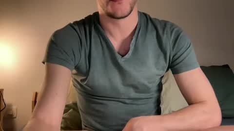 Snapshot of maxxxurbate chatting on January 29, 2025, 12:22 am MaxXxurbate online show from January 29, 2025, 12:22 am