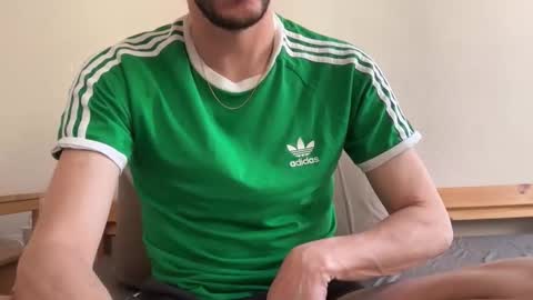 Snapshot of maxxxurbate chatting on March 27, 2026, 10:59 am MaxXxurbate online show from March 27, 2026, 10:59 am