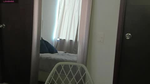 Victoria online show from February 14, 2025, 9:32 pm