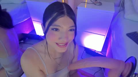 May online show from April 2, 2026, 8:06 pm