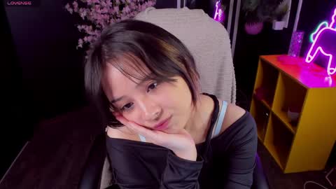 may_lings online show from May 6, 2026, 10:53 am