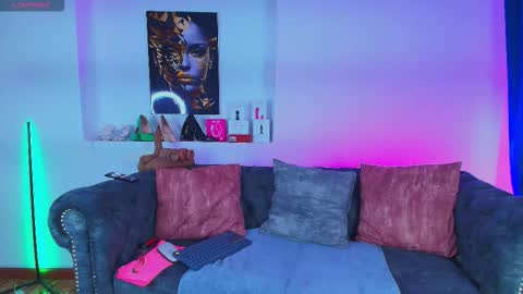 may_wood online show from January 9, 2026, 12:08 pm