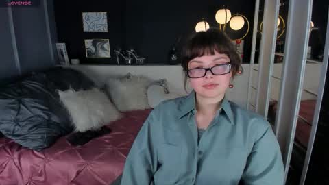 Maya online show from February 26, 2026, 2:27 pm