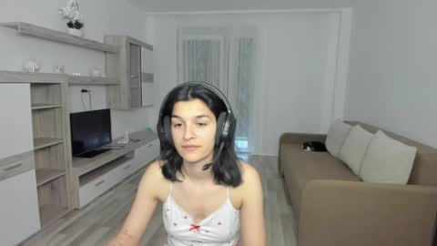 Snapshot of maya_and_guests chatting on April 29, 2026, 5:30 pm Maya online show from April 29, 2026, 5:30 pm