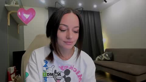 Maya online show from March 22, 2026, 5:49 pm