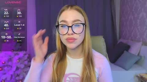 Maya online show from December 9, 2024, 4:47 pm