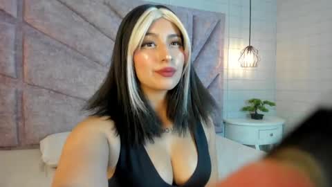 Snapshot of maya_rivers chatting on May 1, 2026, 12:26 am Maya online show from May 1, 2026, 12:26 am