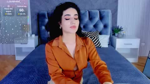 Maya online show from December 1, 2025, 2:33 pm