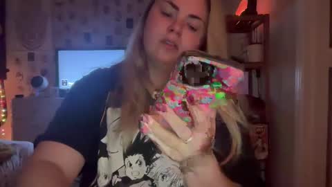 Maya Belle online show from December 7, 2024, 5:15 am