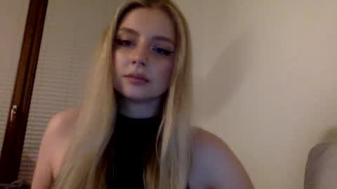 Snapshot of mayaflirt chatting on April 30, 2026, 8:37 pm mayaflirt online show from April 30, 2026, 8:37 pm