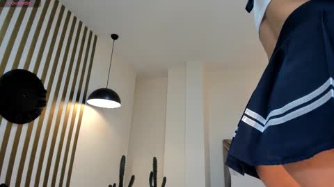 Snapshot of mayahoffman_ chatting on January 14, 2026, 11:16 am M A Y A H O F F M A N online show from January 14, 2026, 11:16 am