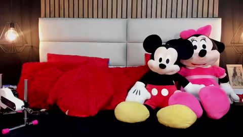 Nicolle Ruselle   Hello my lovely  schedule for great fun from  630 am and end 800 pm Colombian time I wait for you online show from October 4, 2025, 3:10 pm