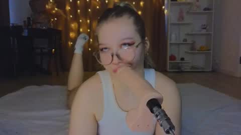 Maya  online show from March 2, 2025, 5:23 am