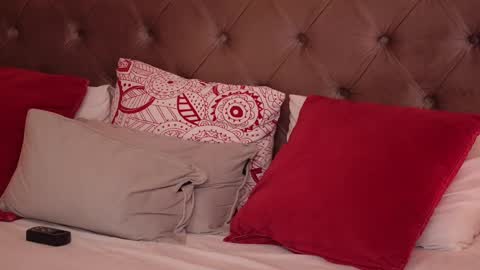 MayaVixxen online show from February 17, 2025, 6:42 am