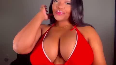 MayBabi online show from January 10, 2025, 11:11 am