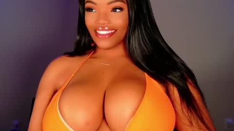 MayBabi online show from October 6, 2025, 11:18 am