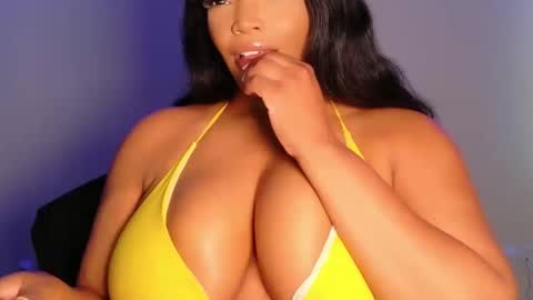 MayBabi online show from April 14, 2026, 4:57 pm