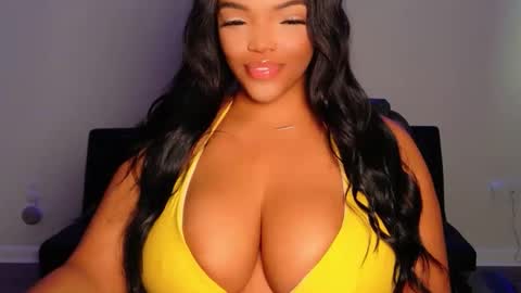 Snapshot of maybabi chatting on June 9, 2026, 4:40 pm MayBabi online show from June 9, 2026, 4:40 pm