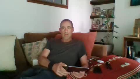 Snapshot of maybearope chatting on May 15, 2026, 2:40 am maybearope online show from May 15, 2026, 2:40 am
