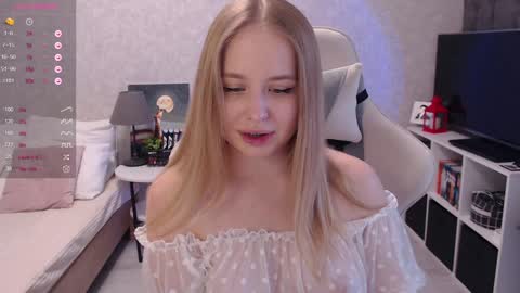 Snapshot of maybebabyx chatting on December 23, 2024, 4:55 am maybebabyx online show from December 23, 2024, 4:55 am