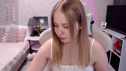 Snapshot of maybebabyx chatting on January 30, 2025, 6:35 am maybebabyx online show from January 30, 2025, 6:35 am