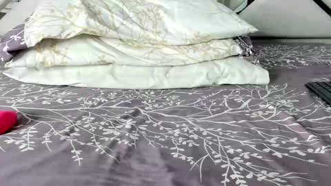 Maybelline69 online show from April 26, 2026, 8:50 pm