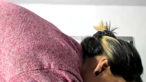 Maybelline69 online show from April 28, 2026, 2:27 am