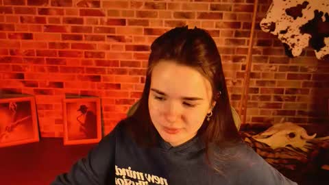 maybloom_ online show from February 24, 2026, 6:11 am